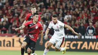 Torcedores de Athletico e Flamengo podem se registrar para comprar ingressos da final