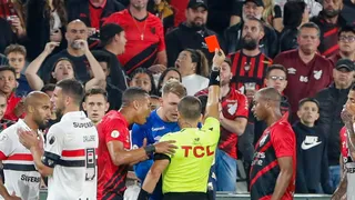 Léo Linck admite erro e pede desculpas por expulsão; Mycael estreia