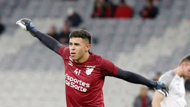 Jogadores de Athletico e Coritiba na lista da seleção pré-olímpica