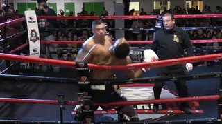 Filho de Anderson Silva é nocauteado em luta de kickboxing; veja o vídeo