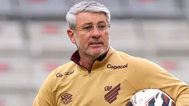 Odair tem indefinições na escalação do Athletico contra o Coritiba