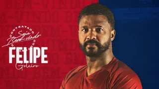 Paraná Clube oficializa goleiro Felipe, ex-Corinthians