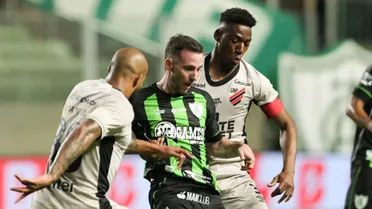 Clube da Série B acerta renovação com velho conhecido do Athletico