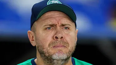 Mozart destaca domínio em ‘jogaço’ do Coritiba: “Ganha mais do que perde”