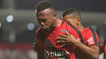 Athletico acaba goleado de forma grotesca e surpreendente