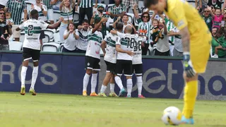 Coritiba dá show contra o Goiás e Athletico é humilhado no Morumbi