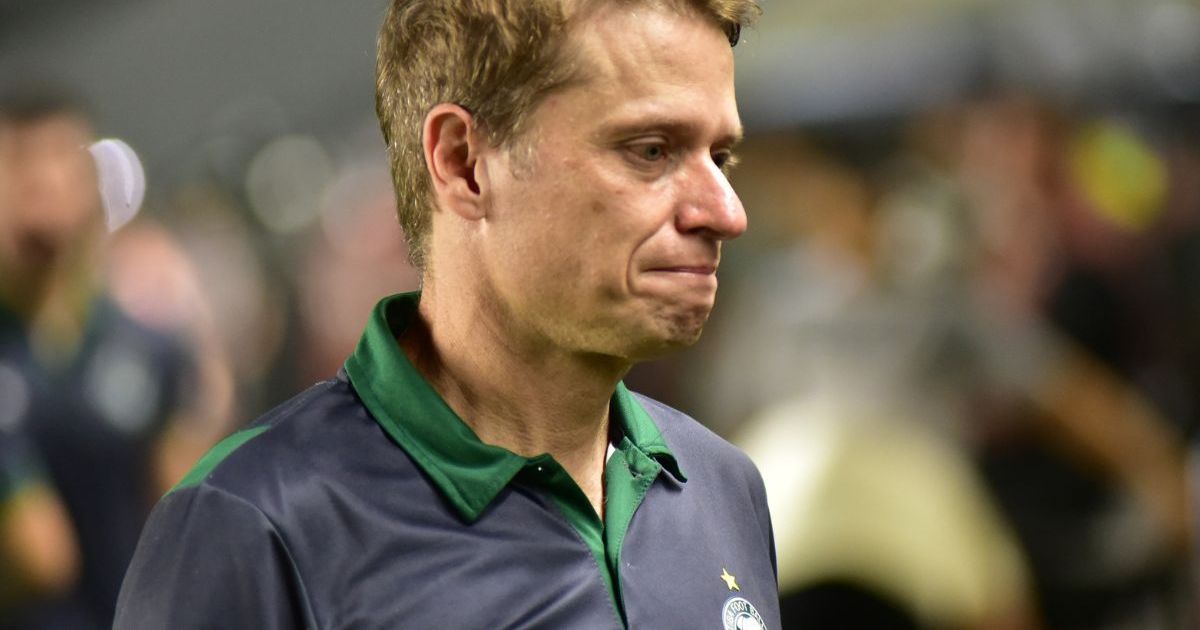 Seabra explains reserves against Santos and praises the strength of Coritiba’s squad