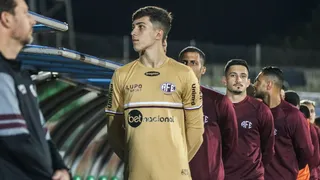 Coritiba contrata joia da Ferroviária para o gol; Luan Polli deve sair