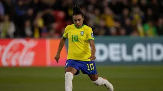 Marta exalta trabalho coletivo da seleção em estreia na Copa