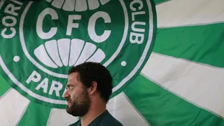 Diretoria do Coritiba não entende a mecânica do futebol: time grotesco