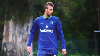 Titular em uma das melhores defesas de Portugal, Henrique chega 100% ao Coritiba
