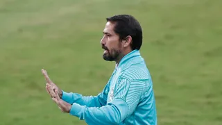 Morínigo exalta “retranca” do Azuriz e projeta Coritiba para clássico contra o Paraná