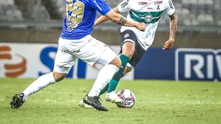Há sete jogos invicto, Coritiba embala e se firma no G4