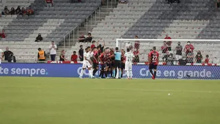 Erro de Marcinho acaba com final épico do Athletico na Baixada