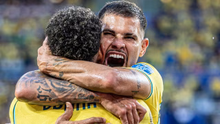 Dupla ex-Atletiba brilha na fase de grupos da Copa e iguala recordes de Ronaldo e Ronaldinho