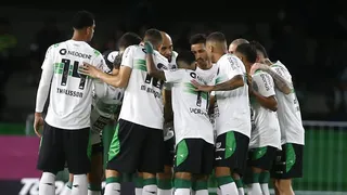 Jogador do Coritiba se envolve em briga em festa e clube se pronuncia