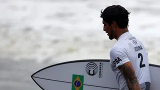 Gabriel Medina perde para australiano e fica sem medalha no surfe