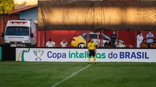 Cianorte x Paraná atrasa por falta de ambulância. Cidade tem 100% de leitos ocupados