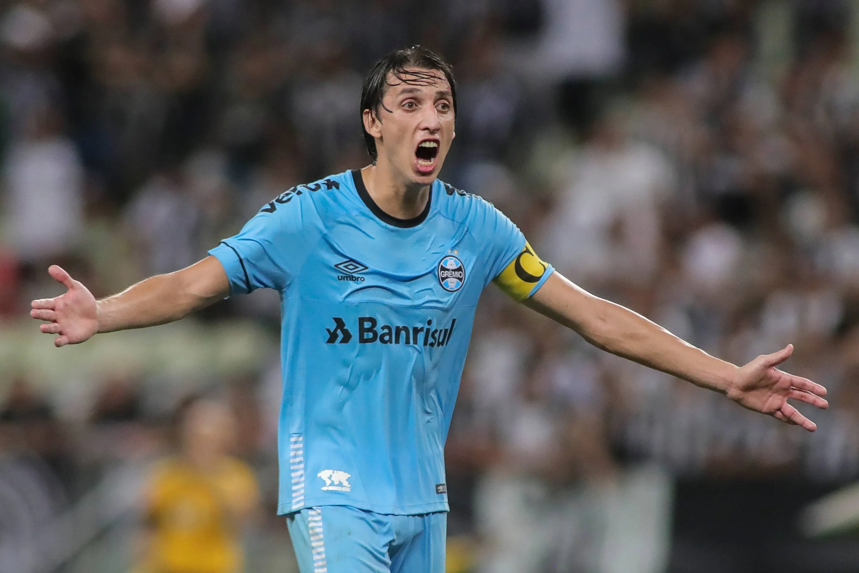 Pedro Geromel, do Grêmio, em partida contra o Ceará. Foto: Jarbas Oliveira/Estadão Conteúdo