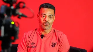 Diretor que impediu saída de joia do Athletico é desligado da base