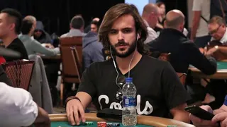 Curitibano fatura R$ 184 mil em torneio de poker com entrada de R$ 8 mil