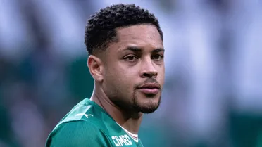 Athletico x Palmeiras: Vitor Roque amarga temporada turbulenta