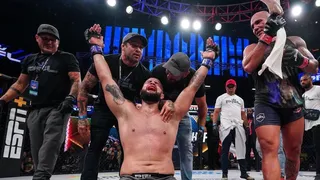 Curitibano Matheus Buffa vence luta principal contra campeão do PFL