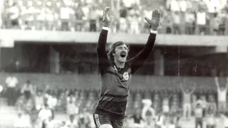 Qual o melhor goleiro da história do Coritiba? Vote e veja entrevista com Rafael Cammarota