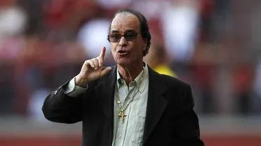 Quem é o maior técnico da história do futebol paranaense?