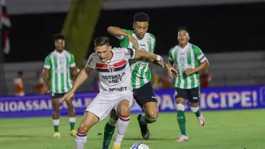 Na estreia de Jorginho, Coritiba desperdiça chances e perde mais uma fora de casa