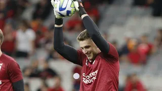 “Athletico não quer e não irá vender”, diz Mattos sobre goleiro Bento