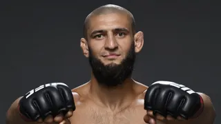 Destaque do UFC escapa ileso de acidente de trânsito