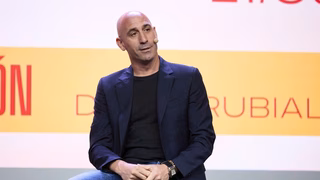 Promotoria espanhola apresenta denúncia contra Rubiales por agressão sexual e coerção