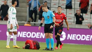 Athletico entra com protesto na CBF e exige “árbitros experientes” em seus jogos