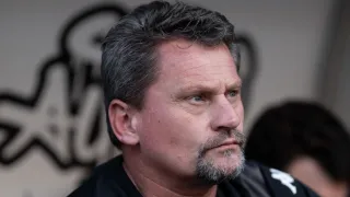 Ex-técnico do Coritiba é favorito para assumir SAF promovida à Série B