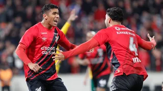 Na estreia de Varini, Athletico reverte desvantagem, bate Ypiranga e avança