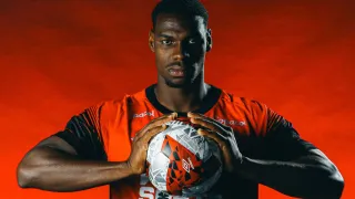 Athletico: Zagueiro pode estrear na Copa do Brasil e se surpreende com colombianos