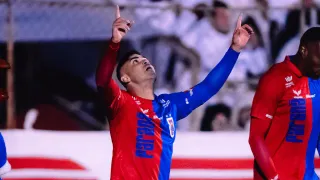 Ídolo do Paraná Clube, Liliu volta a marcar após 665 dias: “Muita emoção”