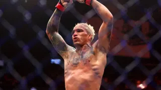 Caminho livre para revanche entre Charles do Bronx e Makhachev? Entenda