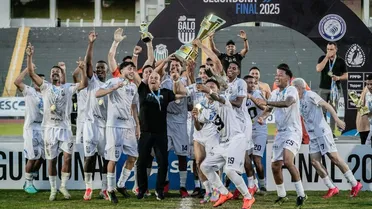 Com campanha brilhante, Galo Maringá é campeão da Segundona