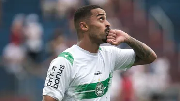 Coritiba tem desfalques para tentar virada inédita contra Maringá; veja as escalações