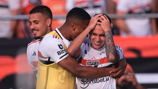 São Paulo aproveita vantagem, empata com o Flamengo e é campeão inédito da Copa do Brasil