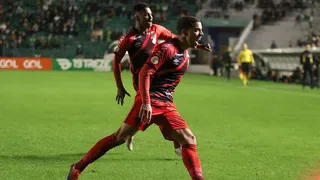 Da “porta” da ZR ao G4: Athletico dá salto na tabela e tenta manter embalo
