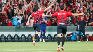 Pablo marca novamente e entra em lista histórica do Athletico