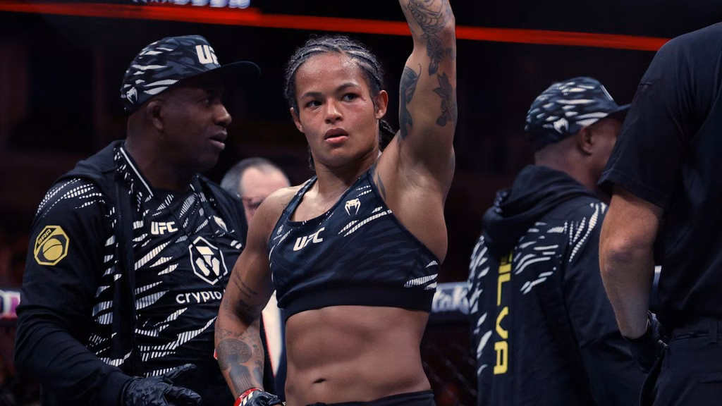 Karine Silva no UFC 319. Foto: Icon sport