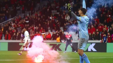 Athletico corre risco de terminar a Série B sem torcida