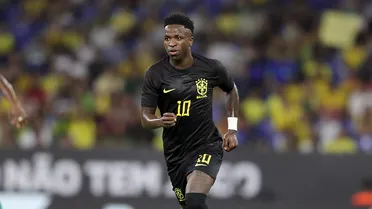 Dois jovens admitem ter feito gestos a Vini Jr no Mestalla, mas negam insultos
