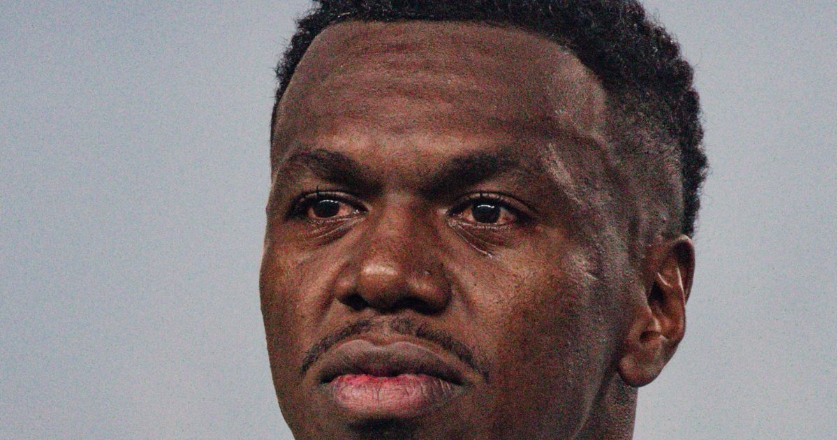 Jacy vai às lágrimas com homenagem da torcida do Coritiba e emociona o Couto