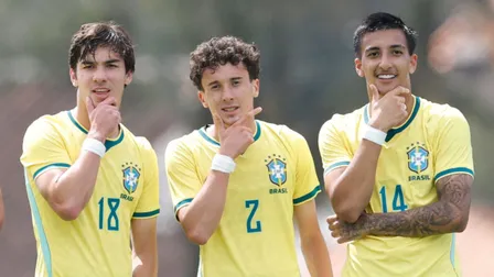 Promessa do Athletico marca golaço do meio de campo pela seleção brasileira