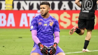 Quatro vitórias bastam? O que o Athletico precisa para escapar do rebaixamento